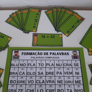 Sílabas Numeradas Complexas: tabela de sílabas e fichas para formar palavras